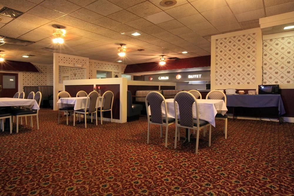 Americas Best Value Inn Newton Restaurang bild