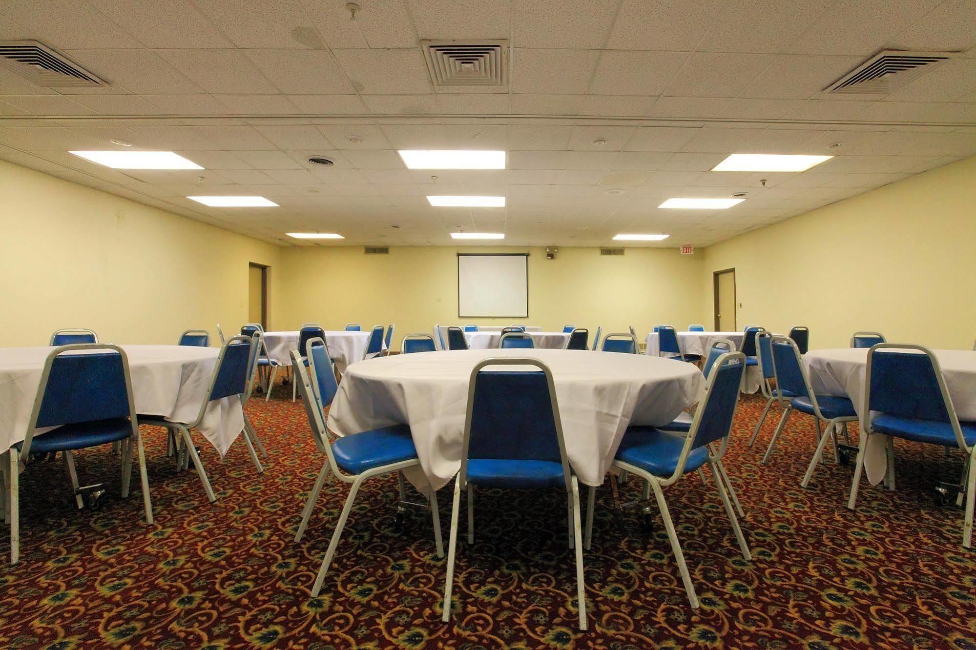 Americas Best Value Inn Newton Bekvämligheter bild